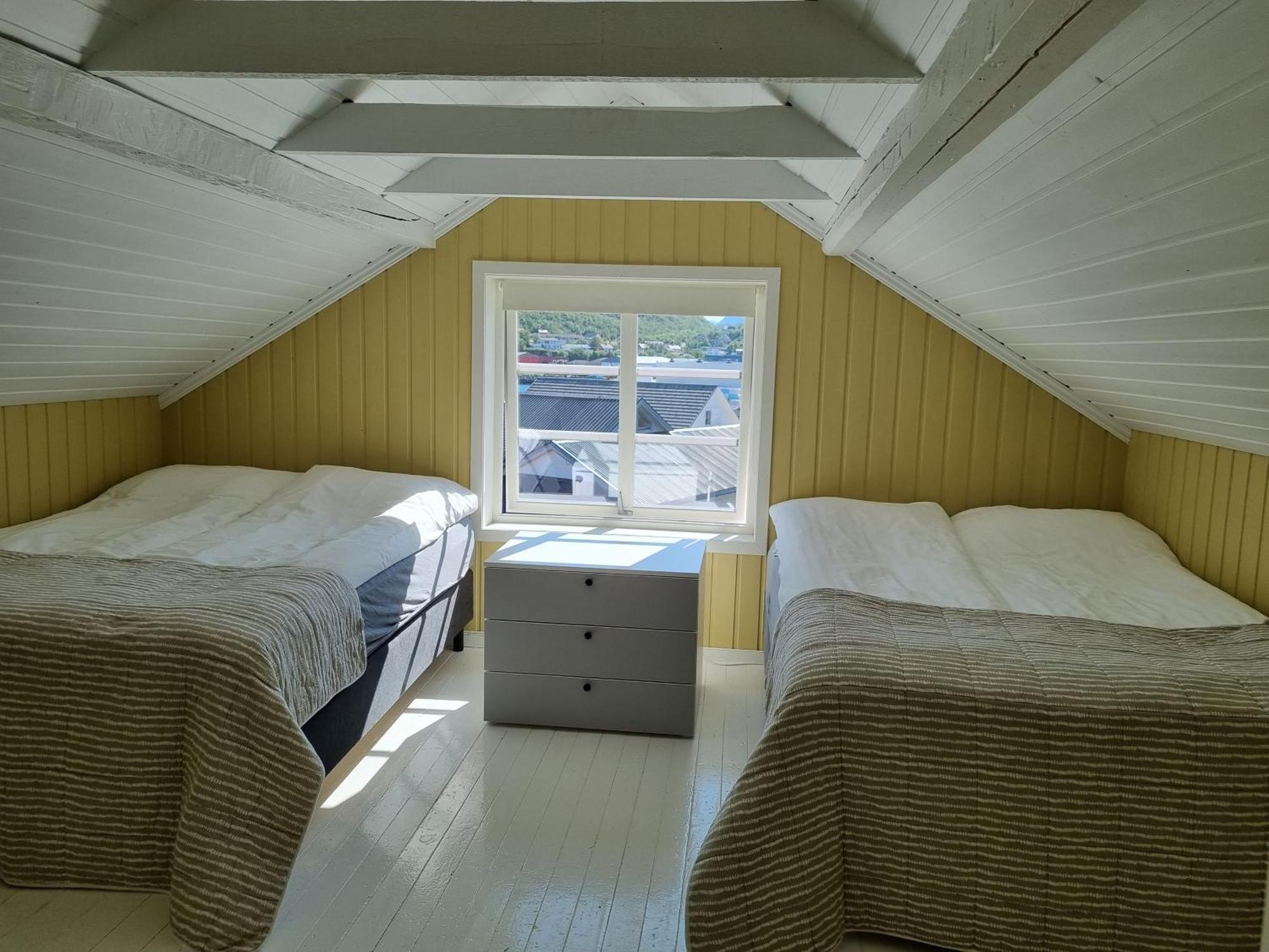 Loftsleilighet Midt I Sentrum Skjervoy Kültér fotó
